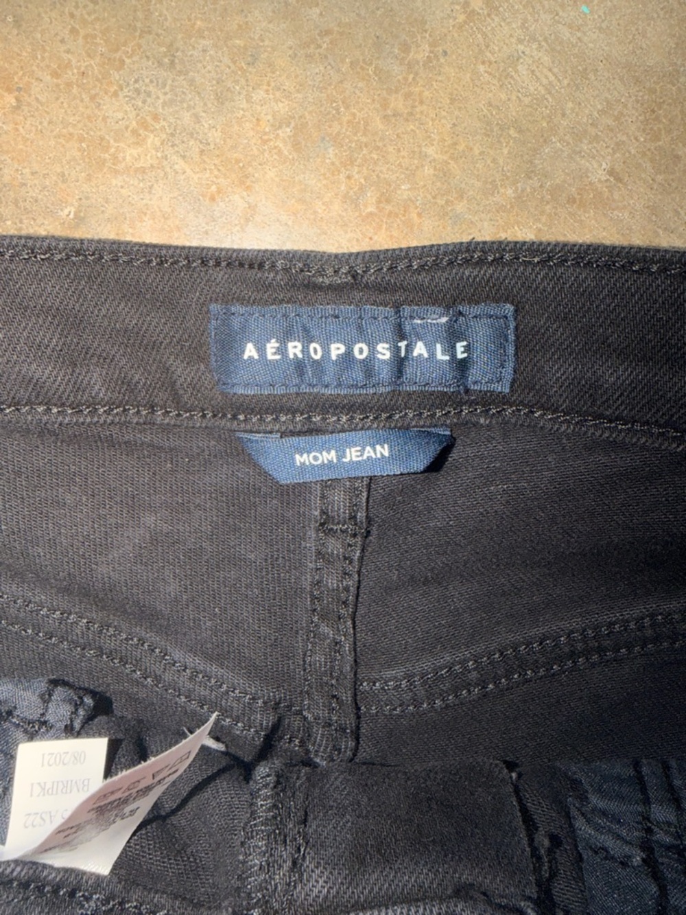 Aeropostale - Black Distressed Mom Jeans High Rise Y2K Grunge Women’s 6 NWT - Picture 5 of 6